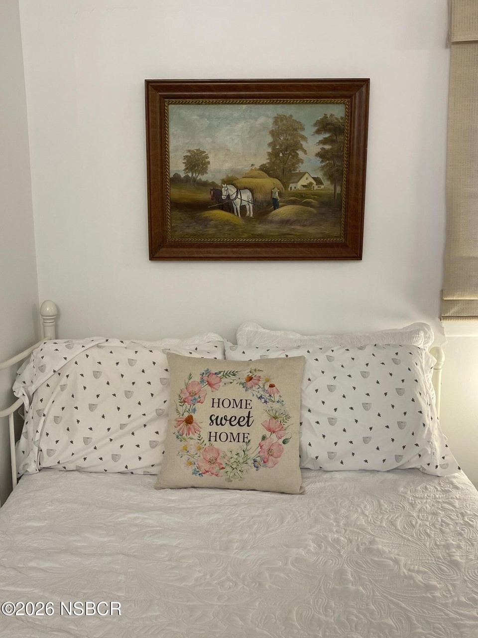 Bedroom in the front residence